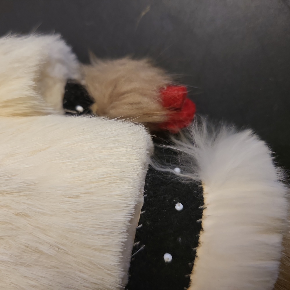 Antique Female ALASKAN YUPIK Doll INUIT Hand Stitched - Picture 6 of 14